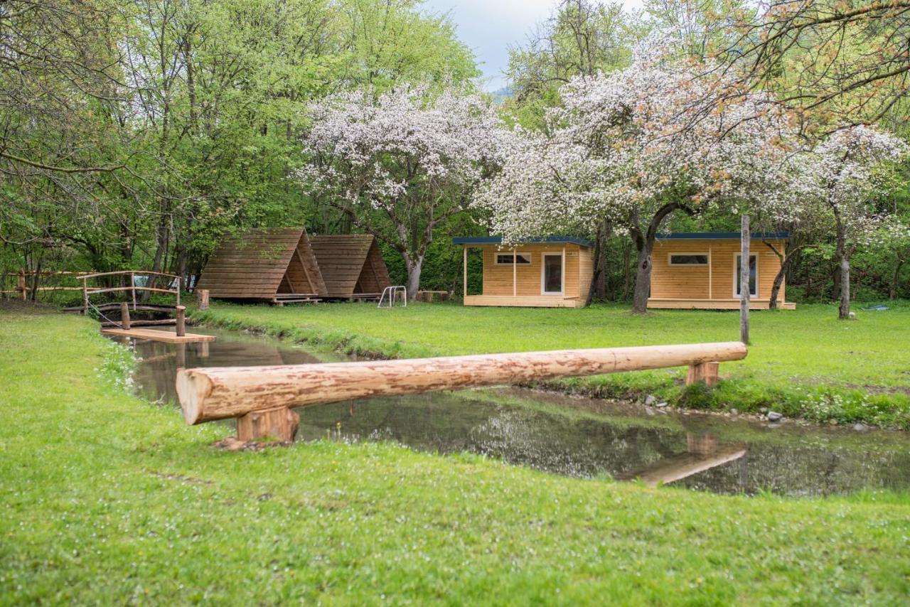 ホテル Kamp Na Otoku - Ljubno Ob Savinji エクステリア 写真